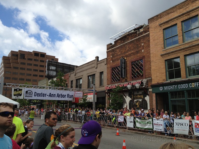 2013 D2A2 0397.JPG - 2013 Dexter to Ann Arbor Half Marathon